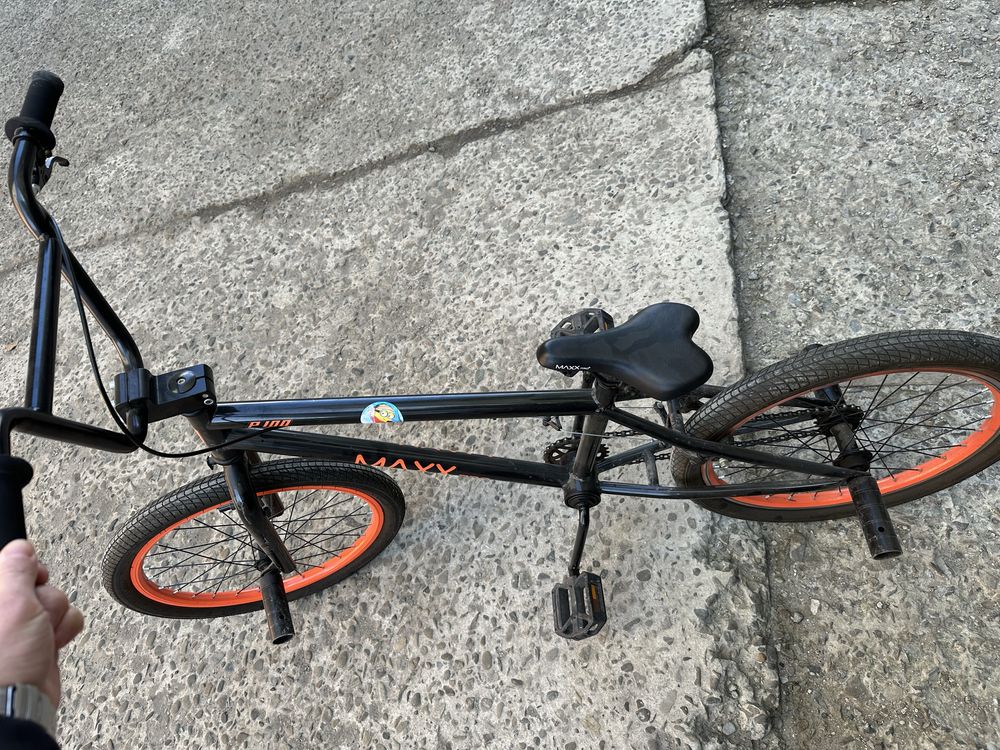Продам трюковий BMX