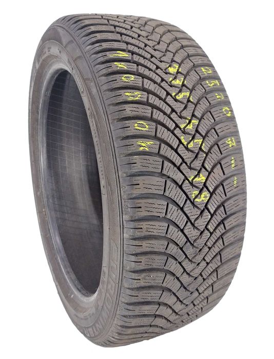 1x 235/45 R18 XL Falken HS01 opona zimowa 7 mm / montaż kurier