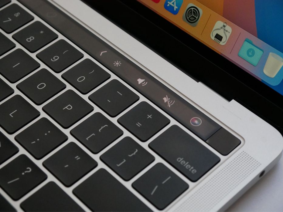 MacBook Pro 2019 | i5/16/512 | 93% Акб!