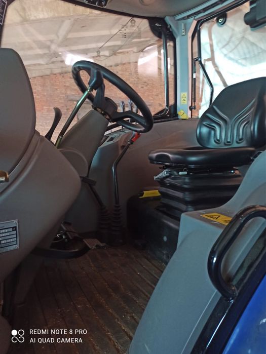 Новий трактор LOVOL 1054