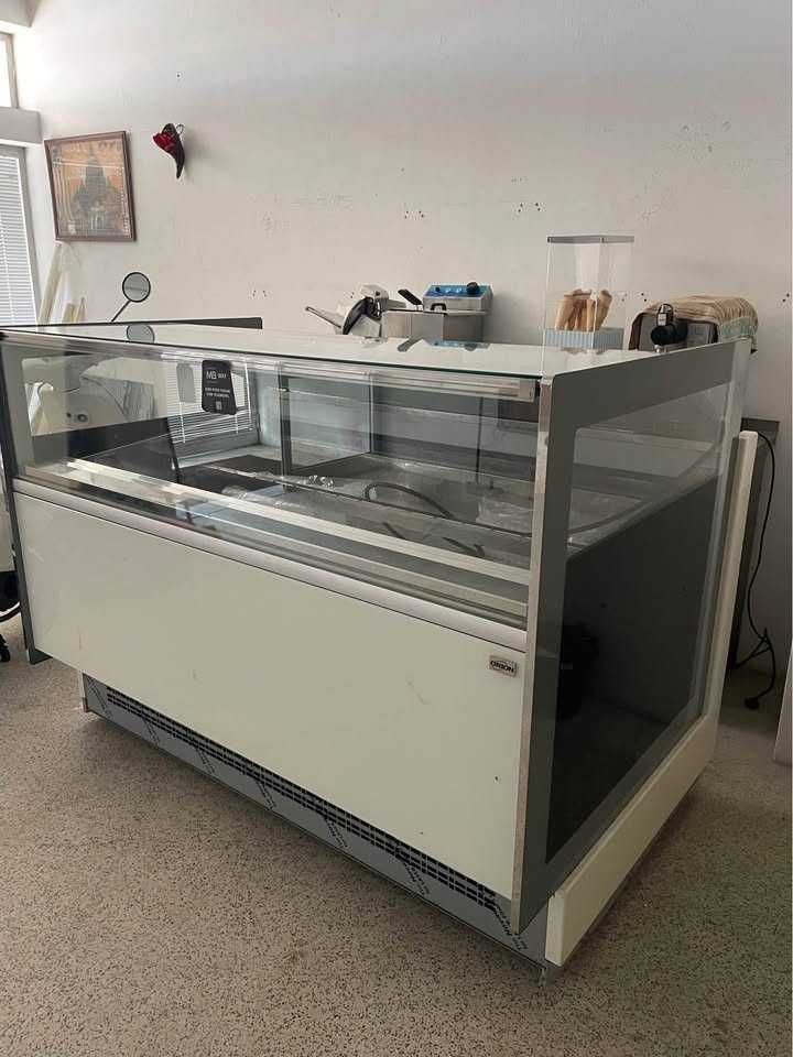 Vitrine apara gelado Profissional ( ORION)
