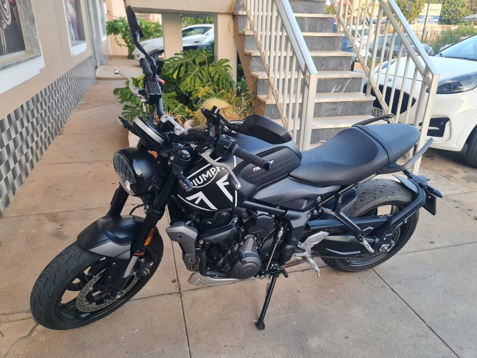 Triumph Trident  660