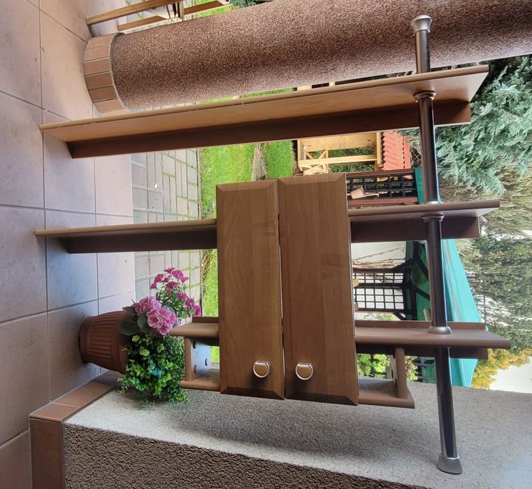 Półki wiszące na ścianę brązowe biurowe 109x19.5 wys 100