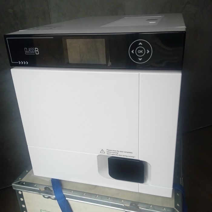 Стерилізатор медичний паровий FOMOS 22л.Клас B