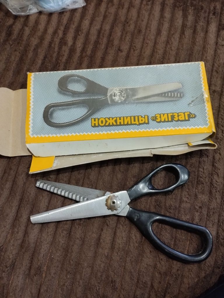Ножницы зигзаг кромочные