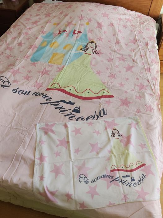 Capa de edredon .desenho infantil