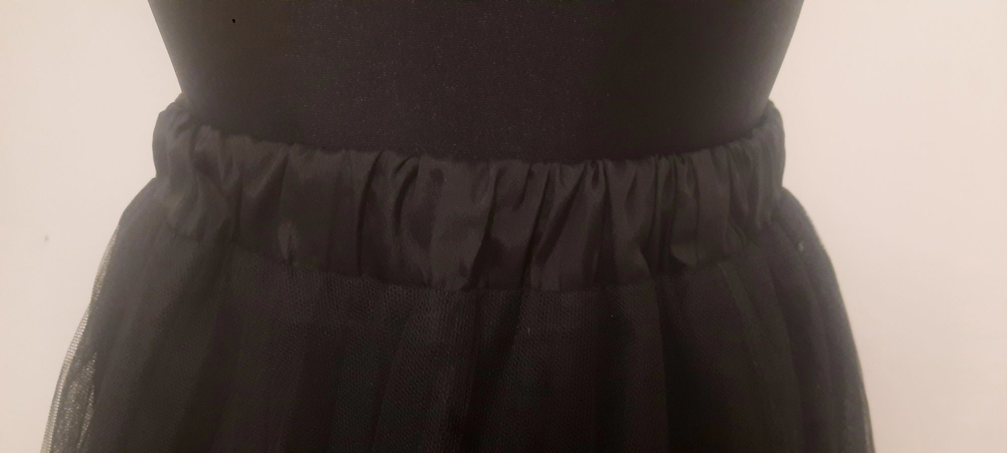 Czarna tiulowa spódnica S 36