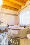 Domki nad morzem jacuzzi  weekend wakacje Boże Ciało morze Jarosławiec
