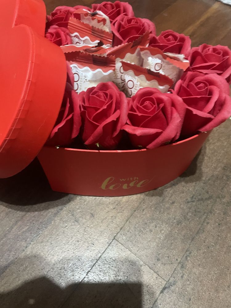 Caixa coração com flores