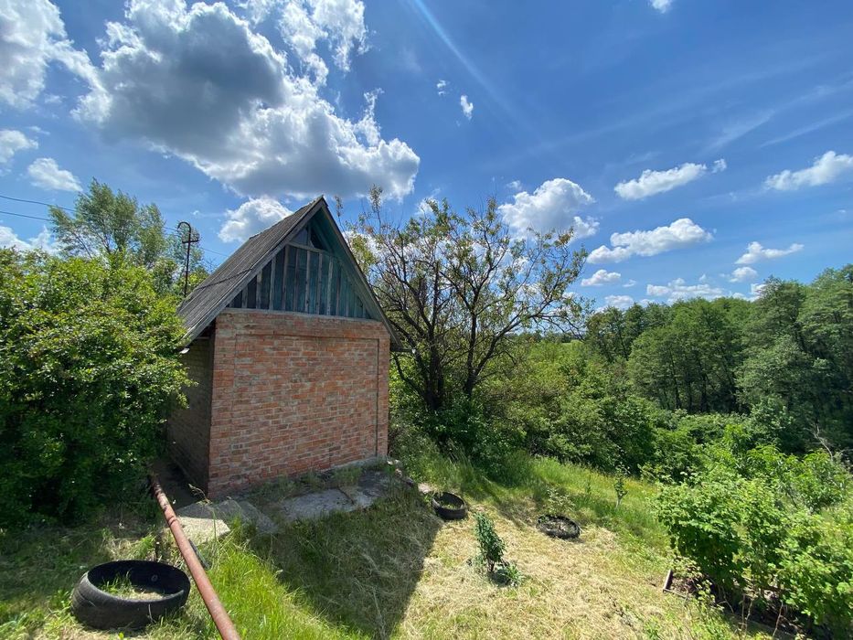 Продам дачу недалеко від міста