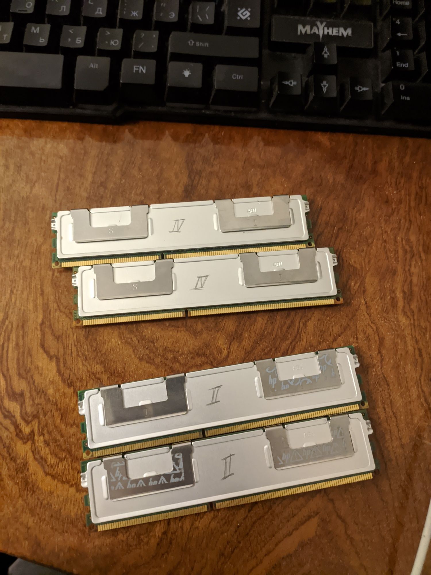 DDR3 Samsung 1333mhz 12gb серверна