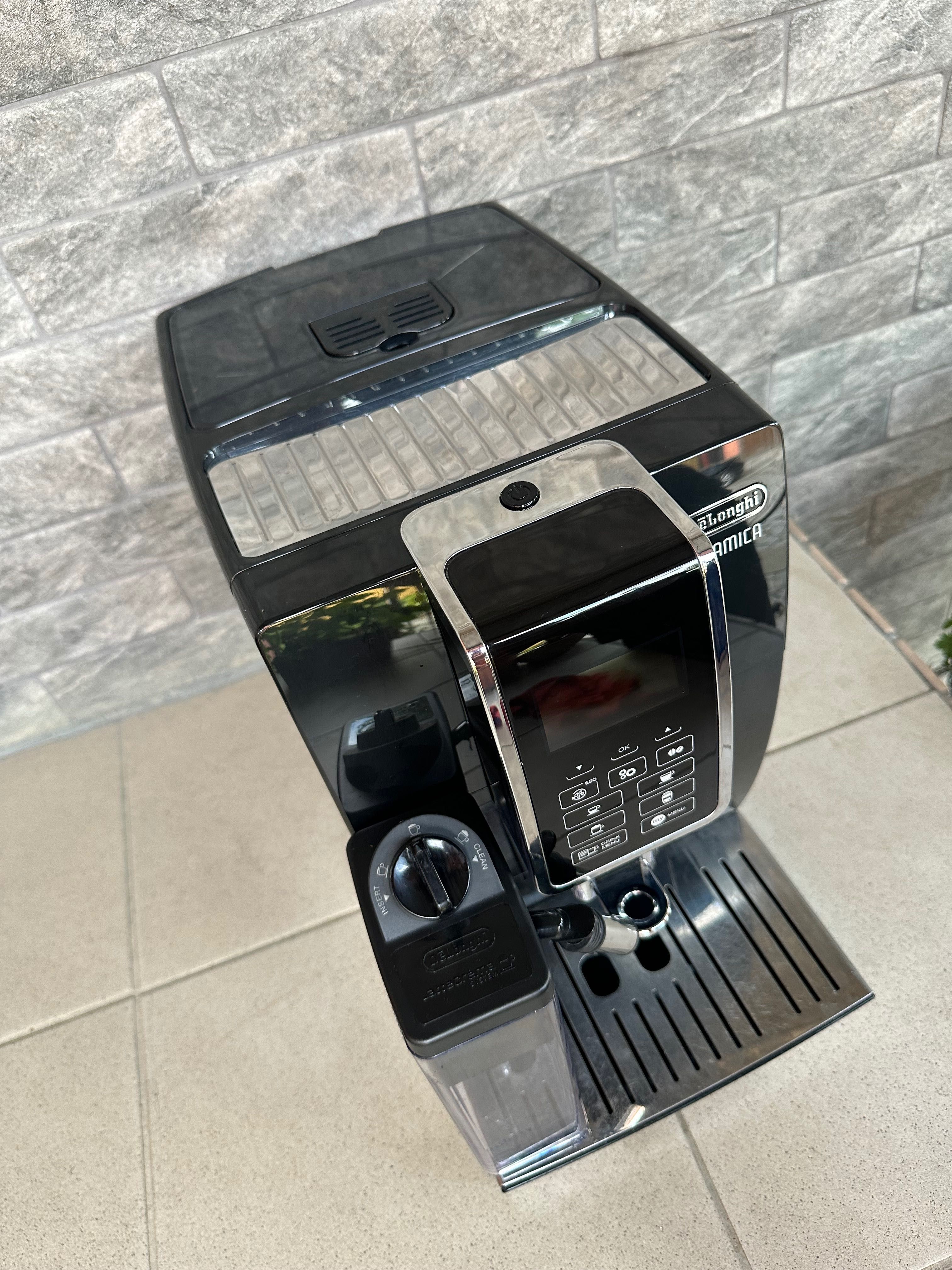 Кавомашина Delonghi Dinamica ECAM355.55 кавоварка новий капучинатор