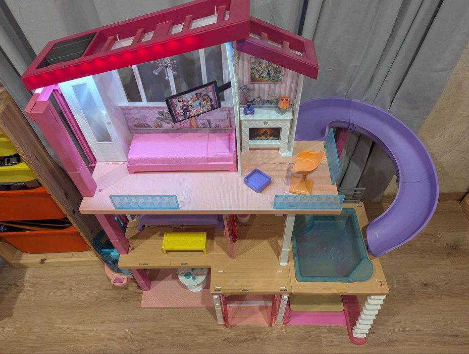 Ігровий набір Барбі Будинок мрії Barbie Dreamhouse FHY73