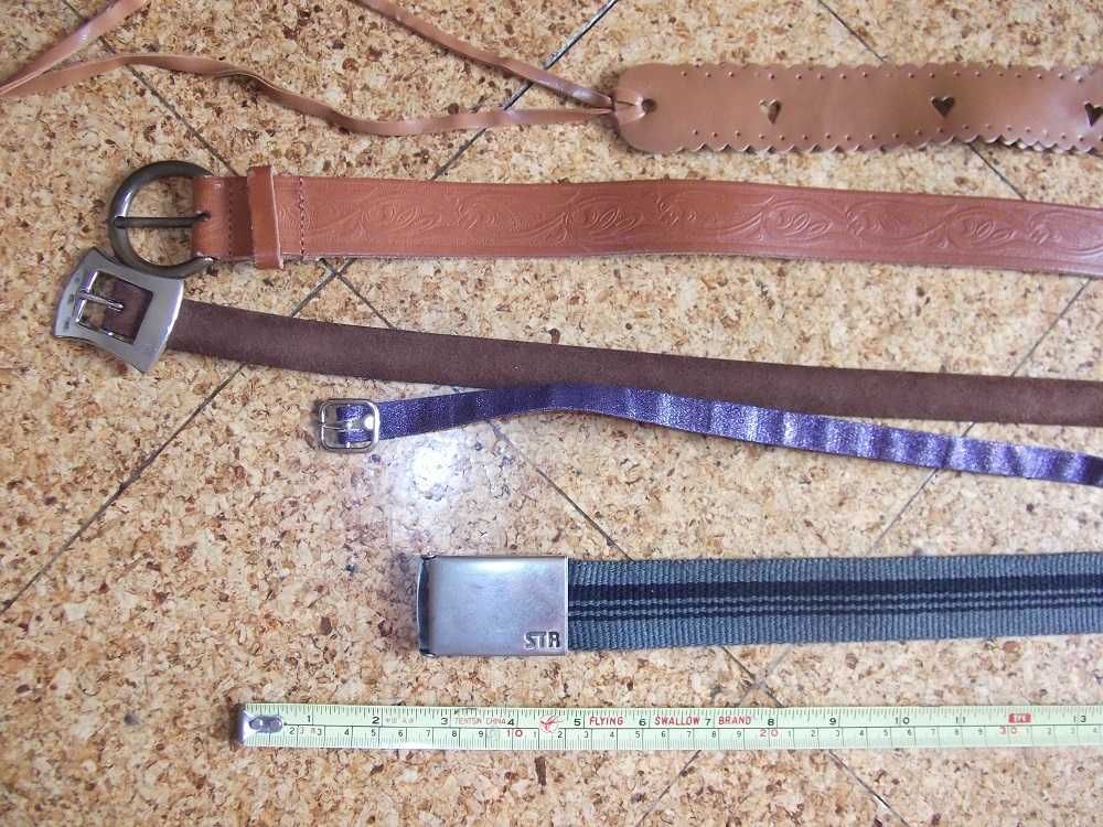 Cintos em óptimo estado / Belts in excellent condition