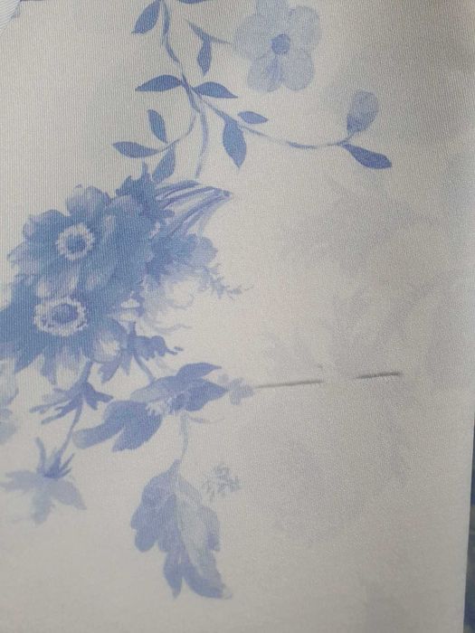 Asos 32 XXS piankowa sukienka na jedno ramię w kwiaty rozkloszowana