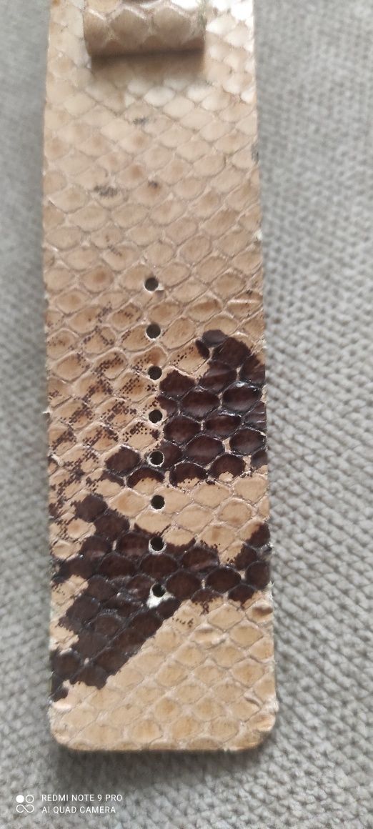 Fossil pasek do zegarka skóra wzór węża.