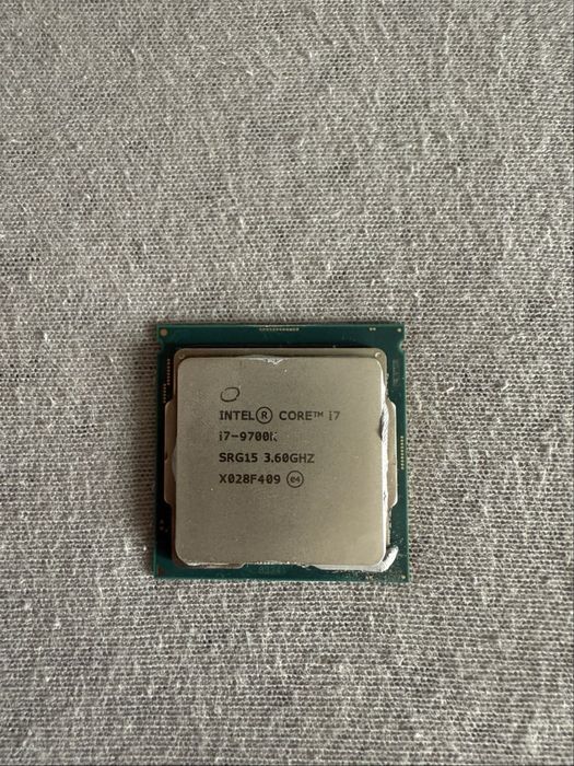 Procesor Intel i7-9700K 3.60HZ Płyta Z390 Pro4+chłodzenie