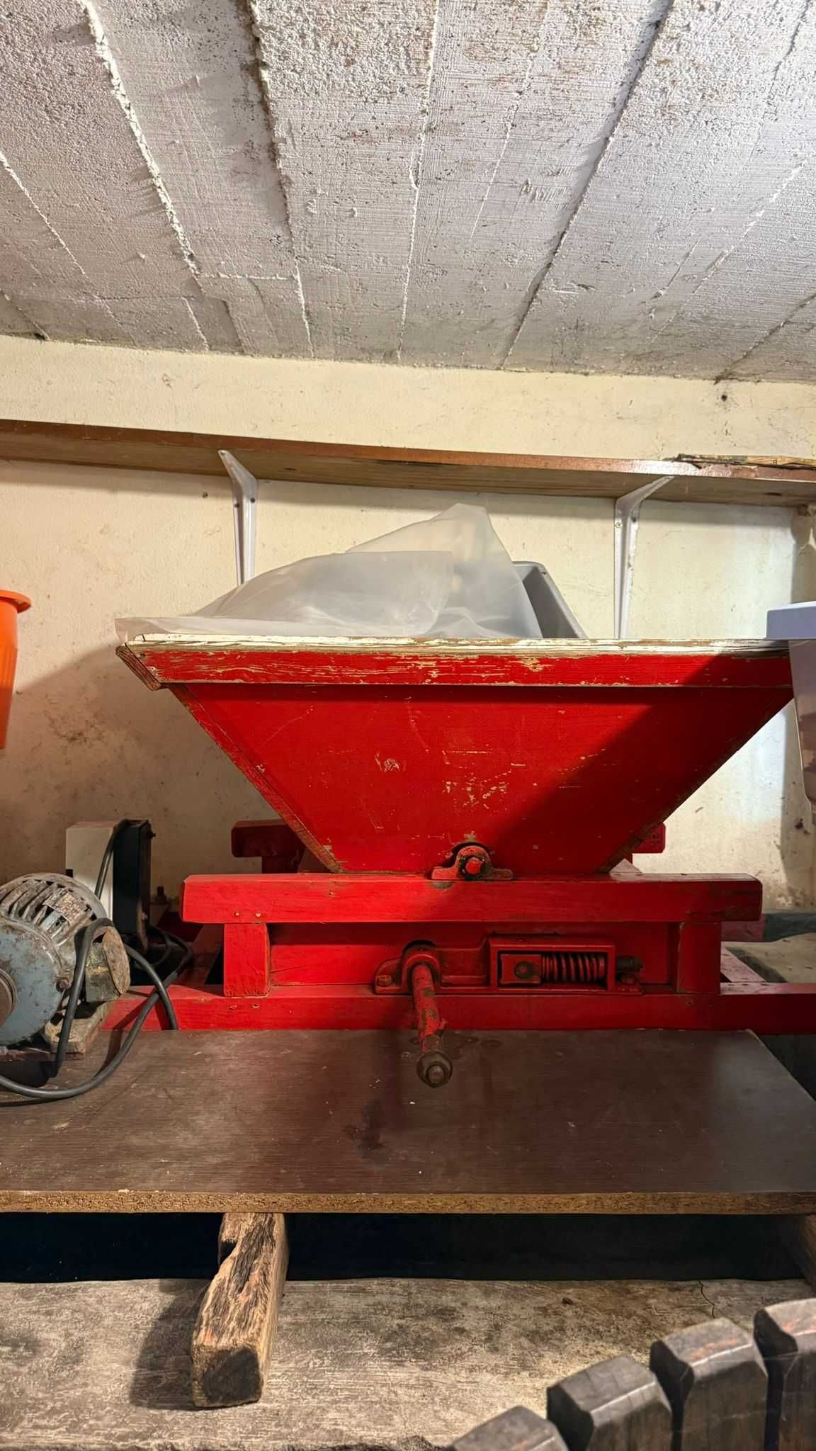 Ralador de Uvas c/Motor