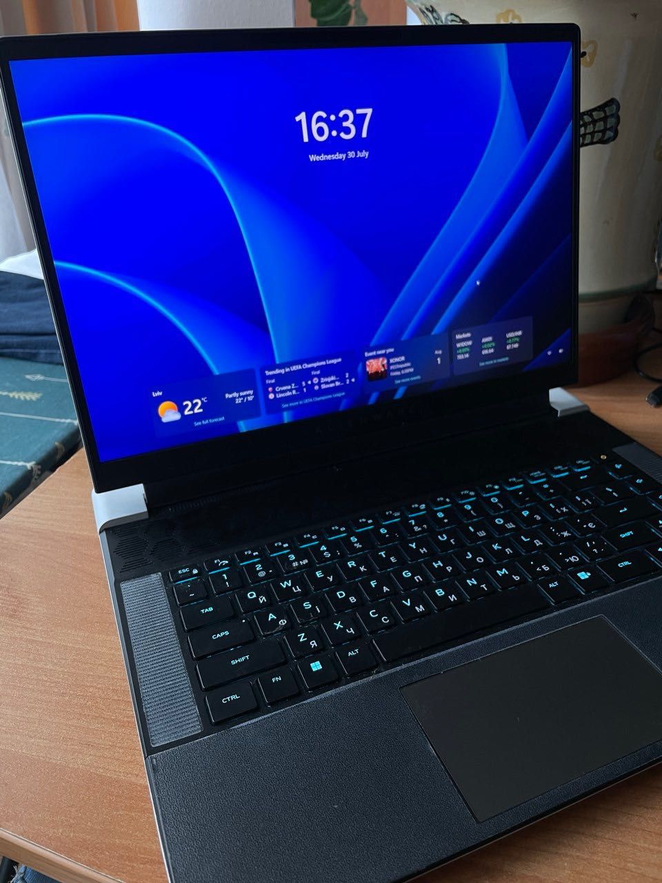 Alienware X16 GeForce RTX 4080, 12 GB/32 GB DDR5/Intel Core i9-13900HK