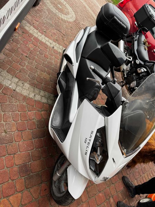 Peugeot satelis 125 compresor