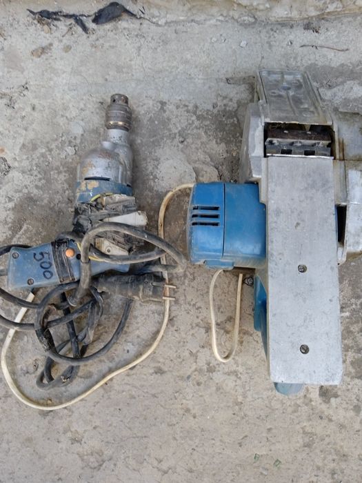 Продам электро рубанок и дрель