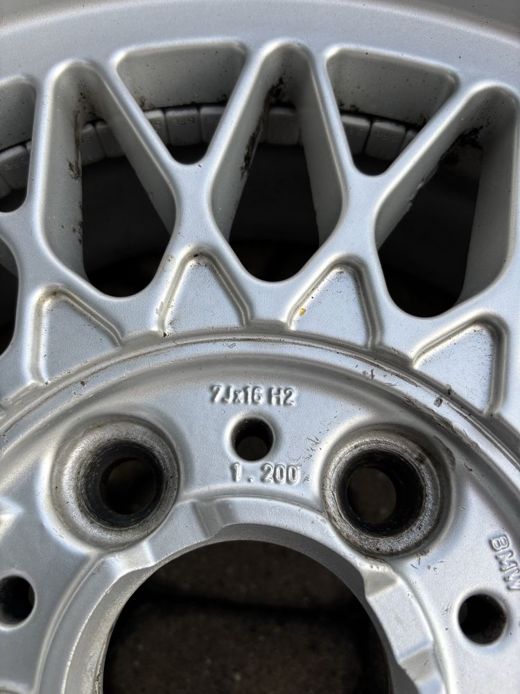 Felgi BBS Styling 5 15’ i 16’ 7j BMW 5x120 E32 E34 E36 E39