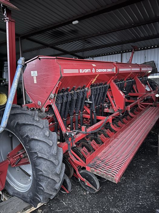 Продам сівалку Chervona Zirka