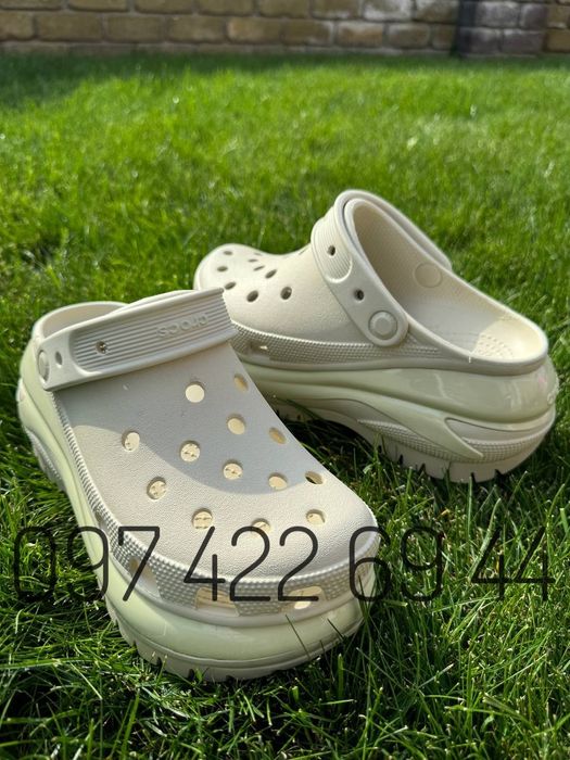 Супер Новинка! Classic Mega Crush Crocs Жіночі крокси Crocs платформа