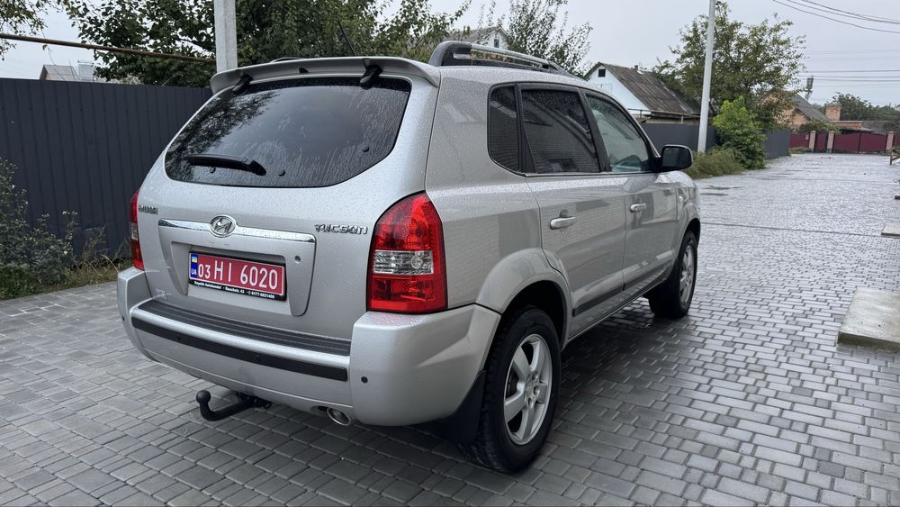 Hyundai Tucson, 2.0 газ/бенз