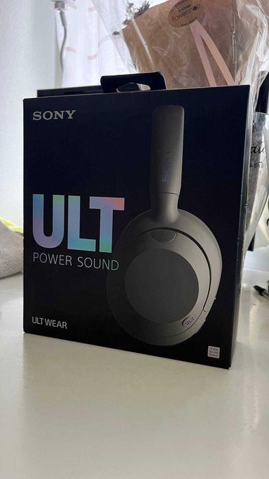 Sony ULT Wear Black/Grey/White — нові навушники