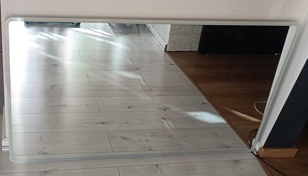 Lustro podświetlane LED 1200x700 do łazienki