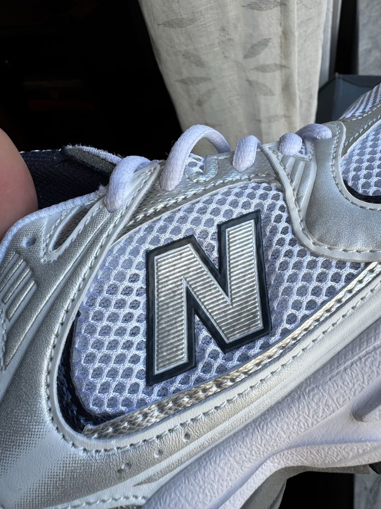 New Balance U740