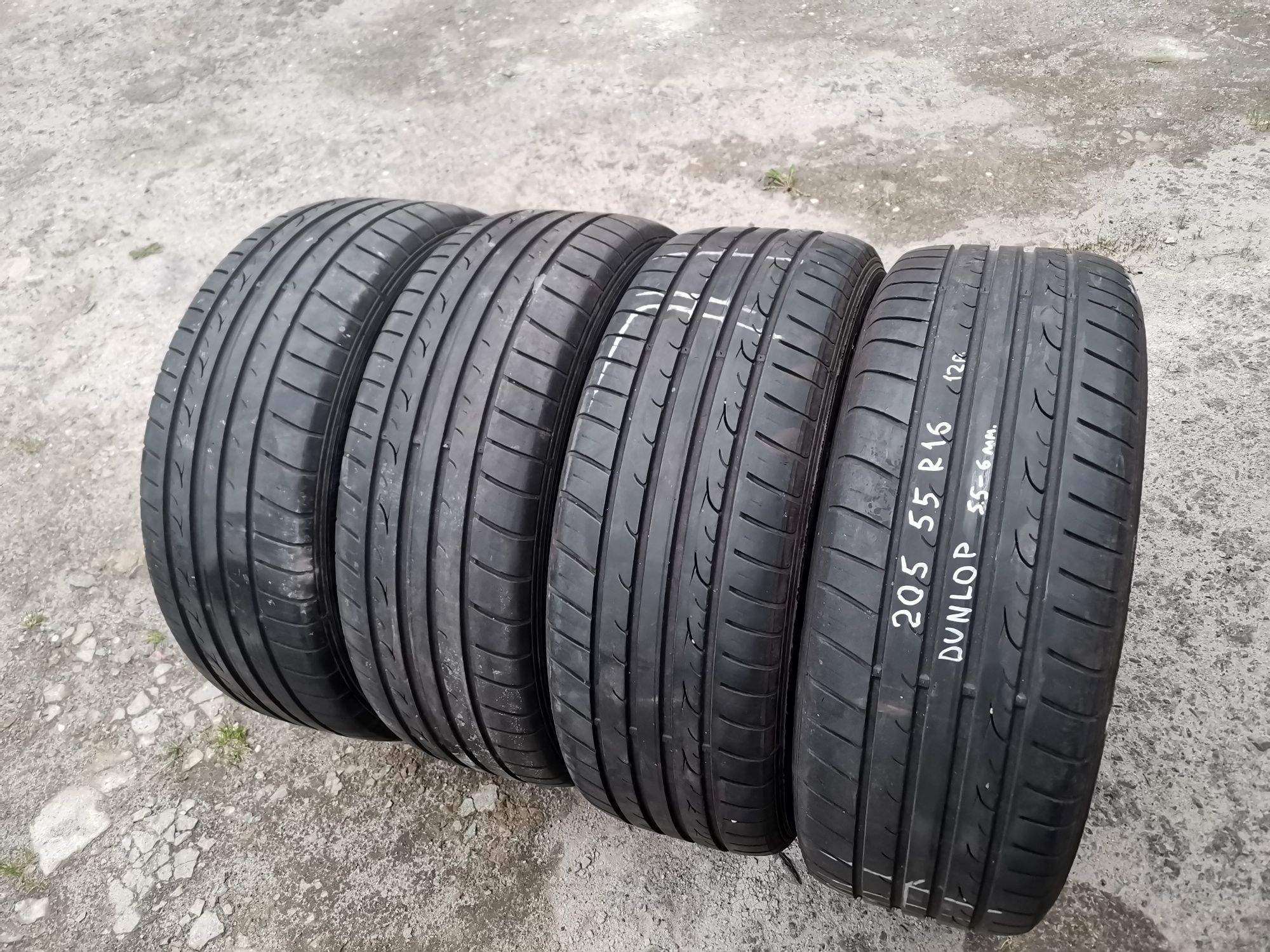 Літня резина 205 55 R16 DUNLOP