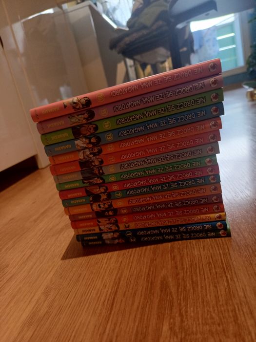 16 tomów mangi pt. ,,Nie drocz się że mną, Nagatoro!"