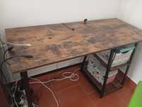 Secretaria em madeira