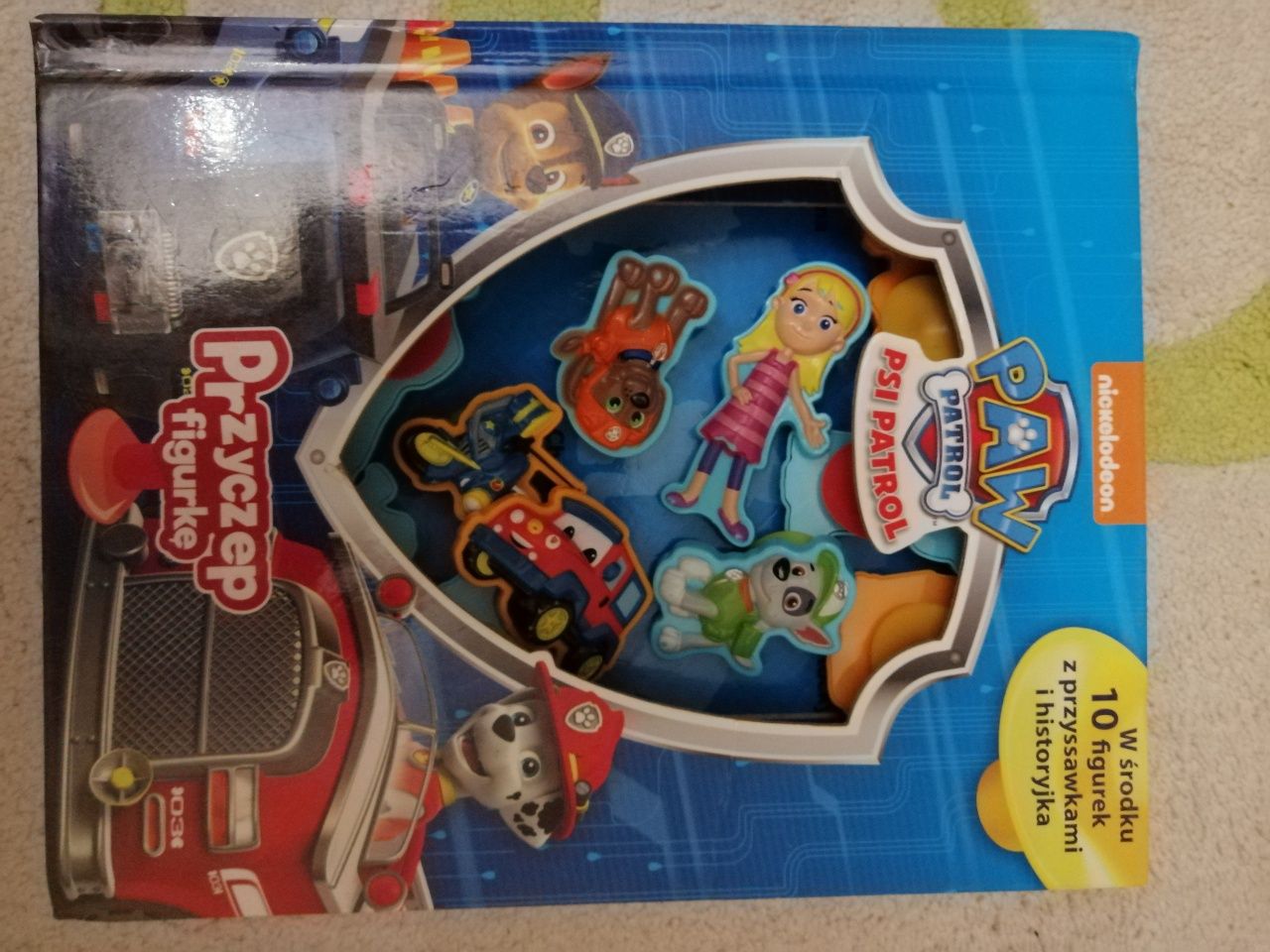 Psi patrol, 2 książeczki plus figurki na przyssawki