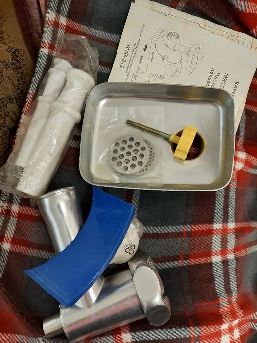 Продам електромясорубку Ranford