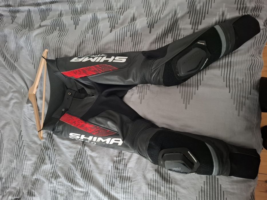 Kombinezon na motocykl