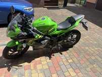 Motocykl Kawasaki Ninja 125