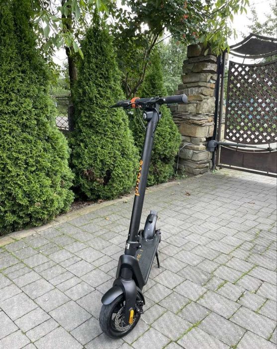 Продам Електросамокат proove