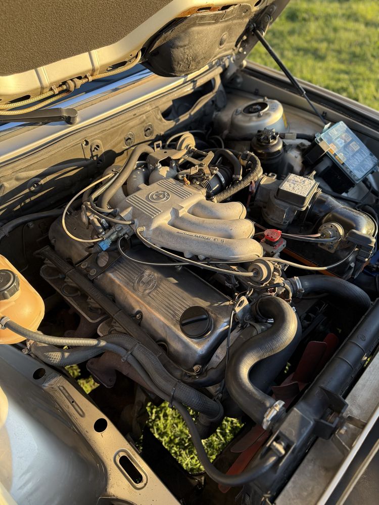 BMW E28 520i Stan kolekcjonerski