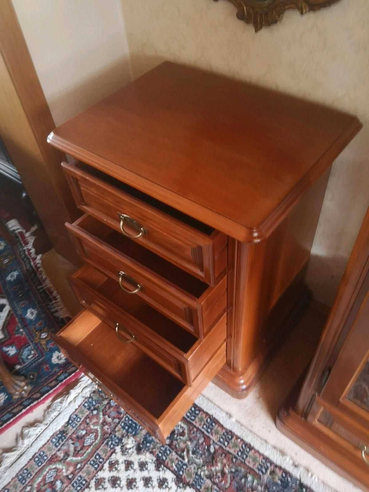 Piękna serwantka włoska witryna komoda stylowa z Niemiec komplet