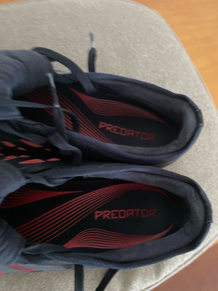 Chuteiras predator pro
