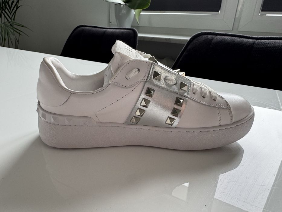 Nowe buty Valentino