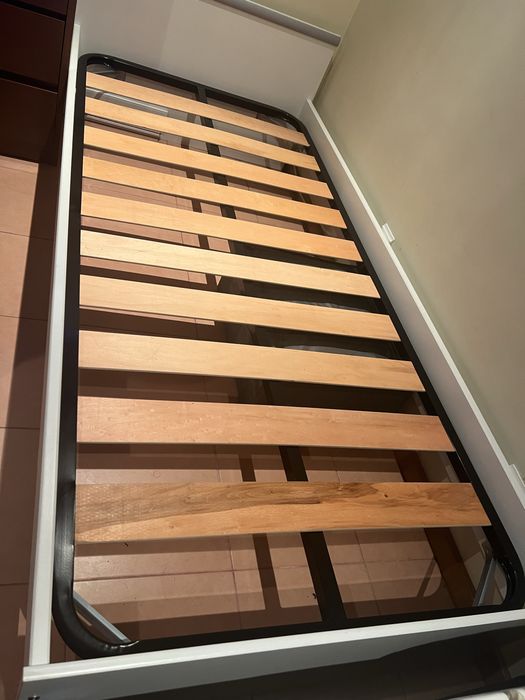 Cama infantil bom estado