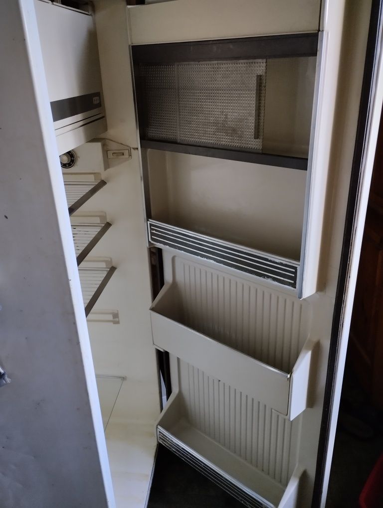 Продам холодильник Минск 16 Е.