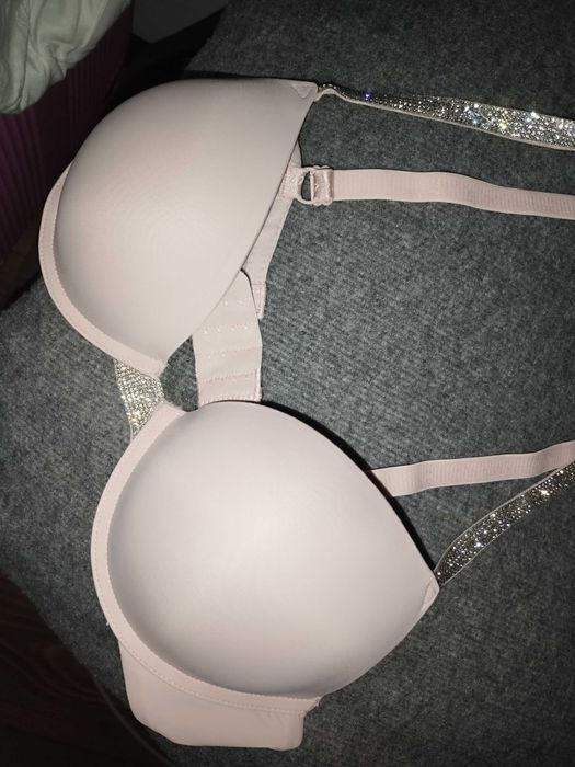 Бюстгалтер з пушап