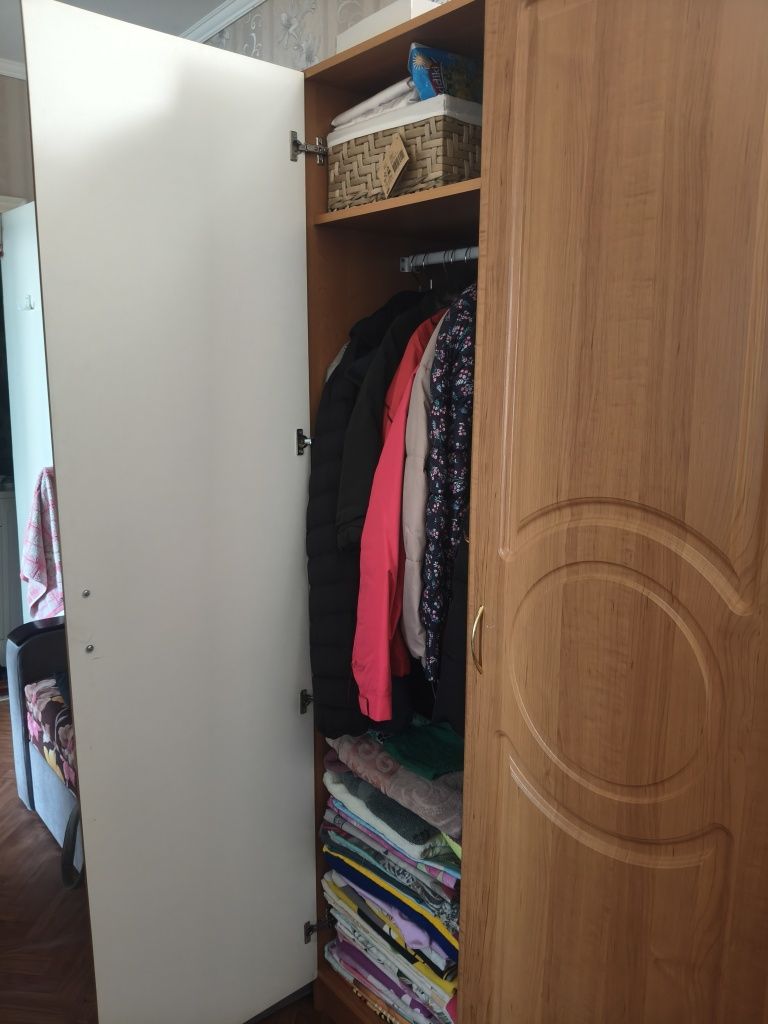 Продаю шафу в гарному стані