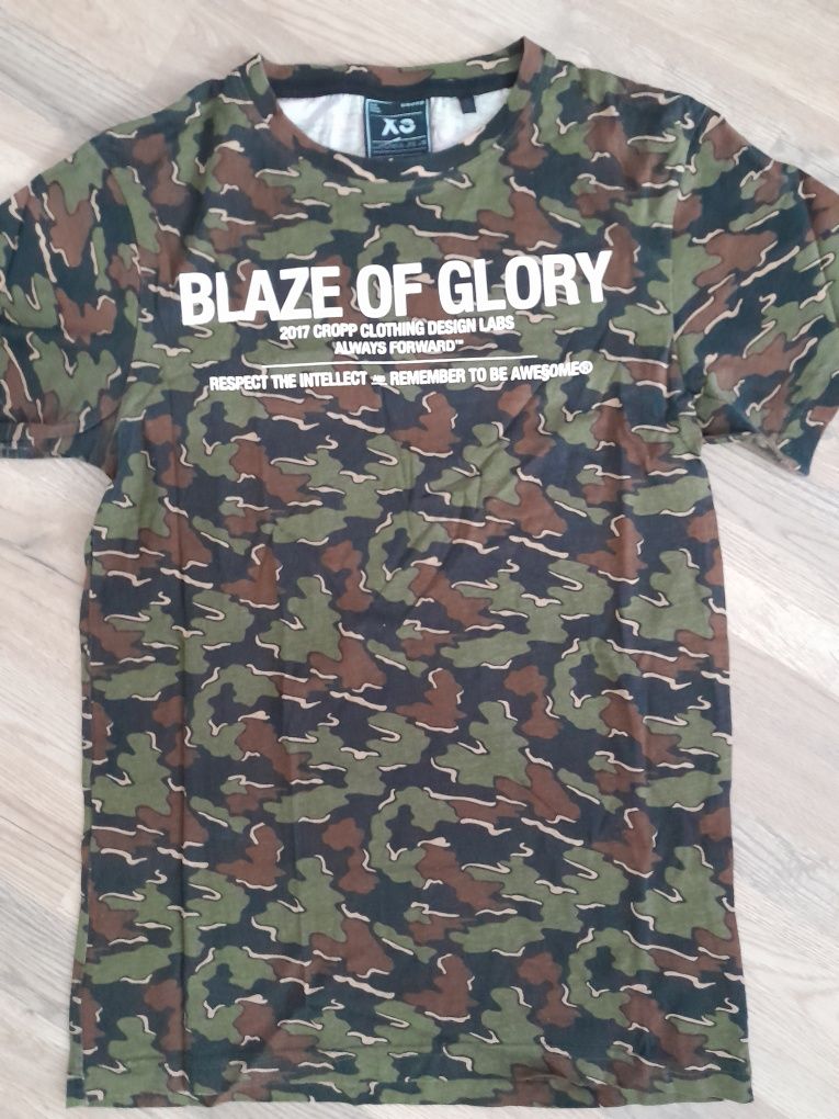 T-shirt męski koszulka moro CROPP