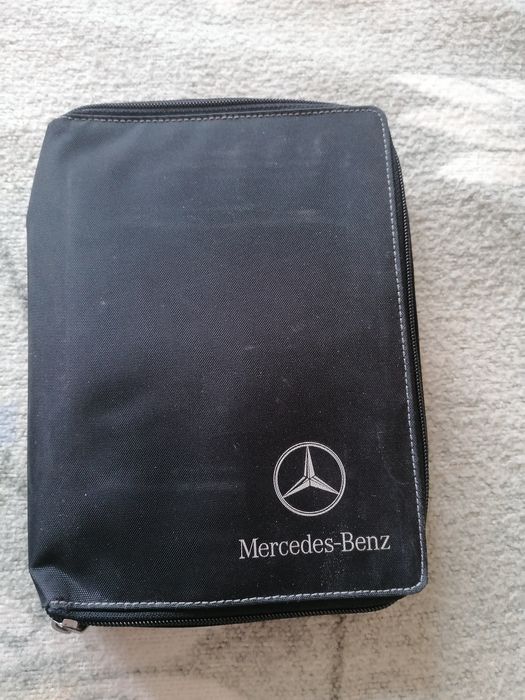 Etui Mercedes Benz na książki serwisowe